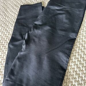 PINK Victoria's Secret Black Leggings